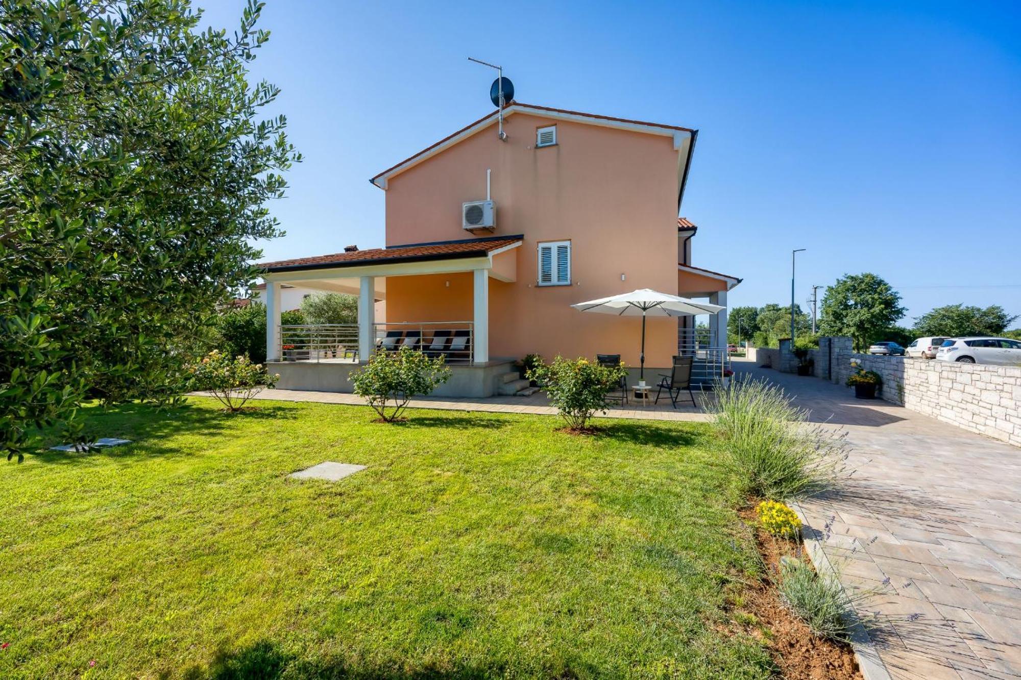 Holiday House Sunset Bale Exterior photo